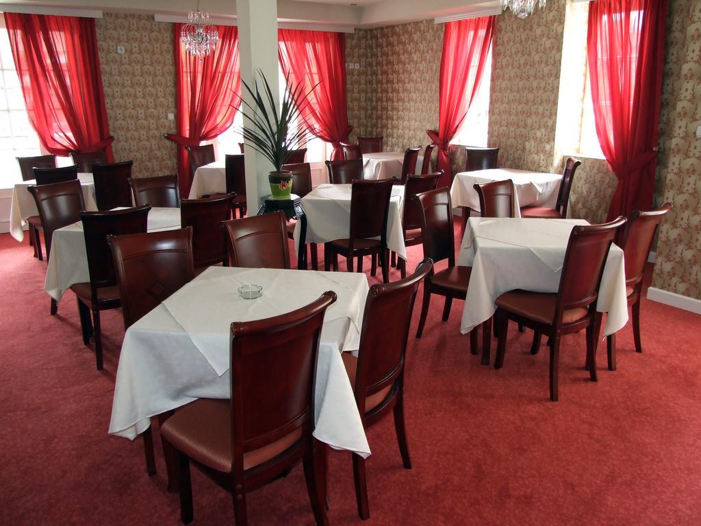 Hotel Kralj Vrnjačka Banja Εξωτερικό φωτογραφία